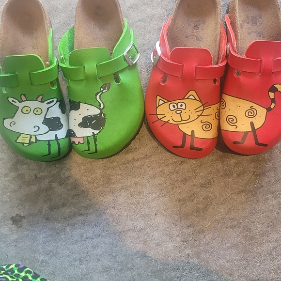 Colorful Kids Clogs with Animal Design Two Pairs - Picture 1 of 10